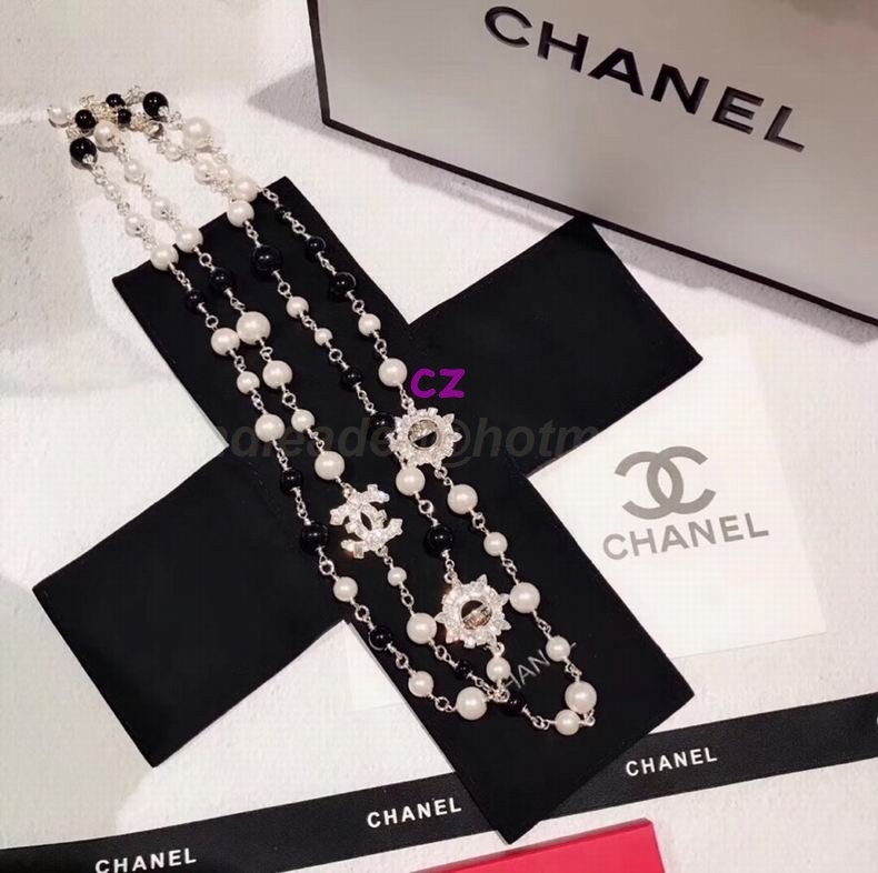 Chanel Necklaces 335